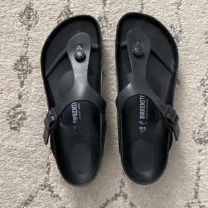 Women’s size 40 rubber Birkenstocks